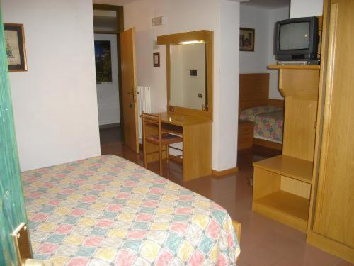 Hotel Faedo Pineta 外观 照片