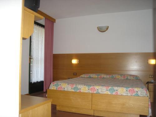 Hotel Faedo Pineta 外观 照片